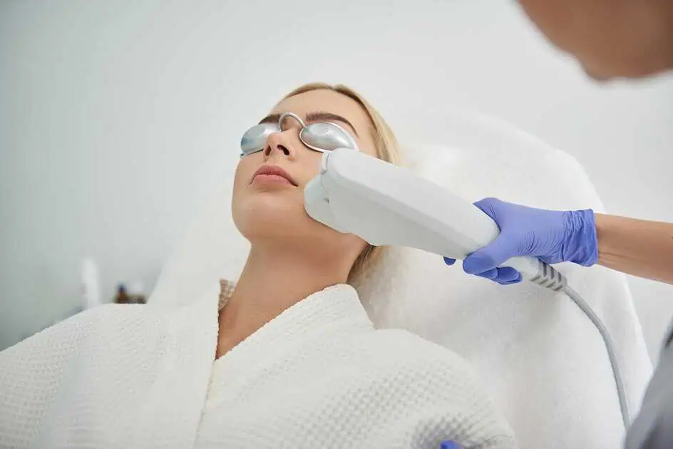 Benefits of MOXI Laser Treatments by Albanyas Aesthetics in Stuart, FL